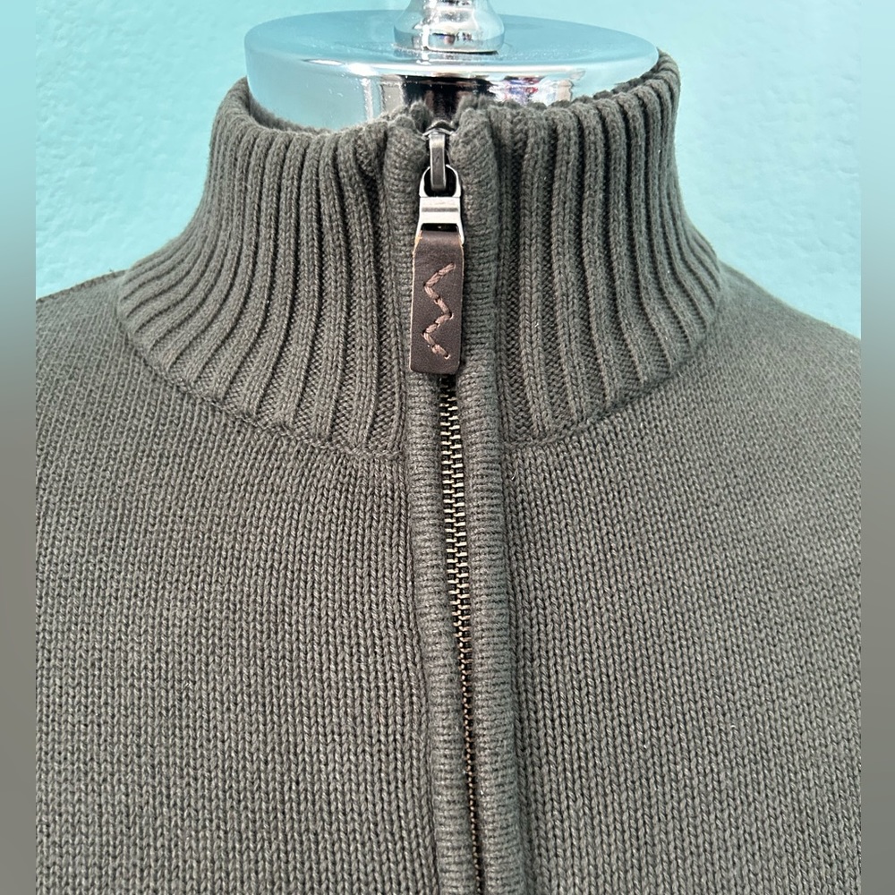 Men’s Eddie Bauer, half zip, long sleeve sweater